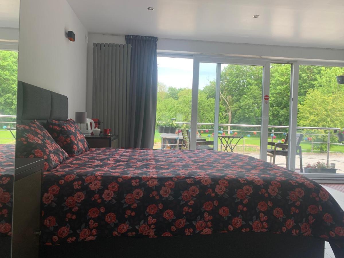 B&B Groot-Bijgaarden Center 딜비크 외부 사진